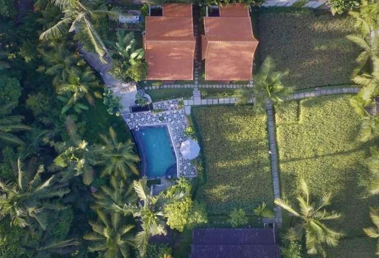 Sewa villa private pool di Bali - Tranquil 1-Bedroom Ubud Villa with Outdoor Bath & Private Pool Amid Rice Fields – BVI26550