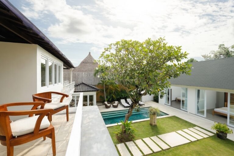 Sewa villa private pool di Bali - 5-Bedroom Seminyak Villa with Private Pool, Steps to the Beach – BVI27662