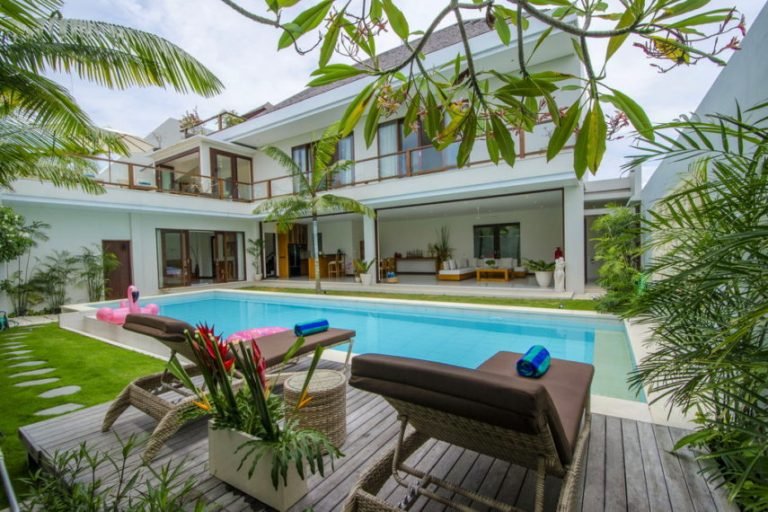Sewa villa private pool di Bali - Peaceful 3-Bedroom Private Villa in Canggu – Close to Echo & Berawa Beach – BVI29526