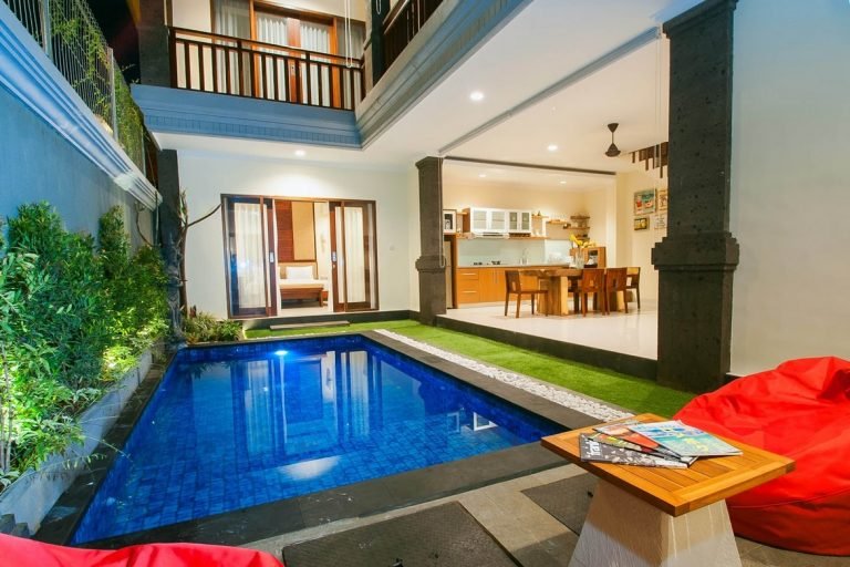 Sewa villa private pool di Bali - 4-Bedroom Private Villa in Seminyak – Modern Comfort with Balinese Charm – BVI29756