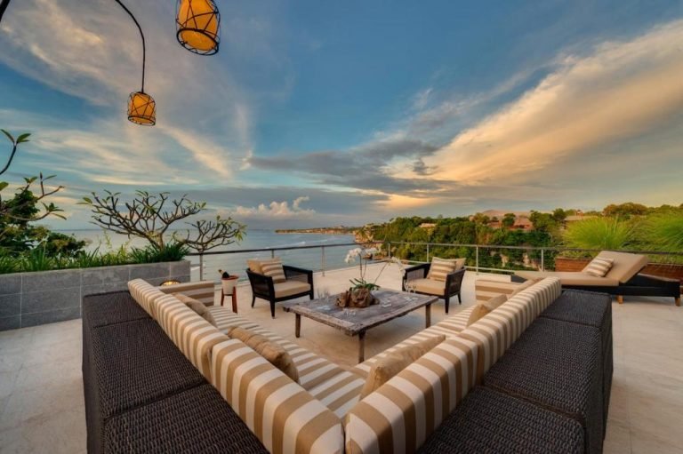 Sewa villa private pool di Bali - Ultra-Luxury 4-Bedroom Cliffside Villa in Jimbaran – Breathtaking Oceanfront Elegance – BVI29591