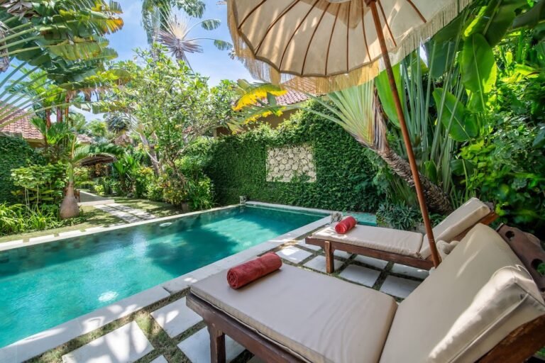 Sewa villa private pool di Bali - 2-Bedroom Tropical Villa with Private Pool – Batu Belig – BVI31334