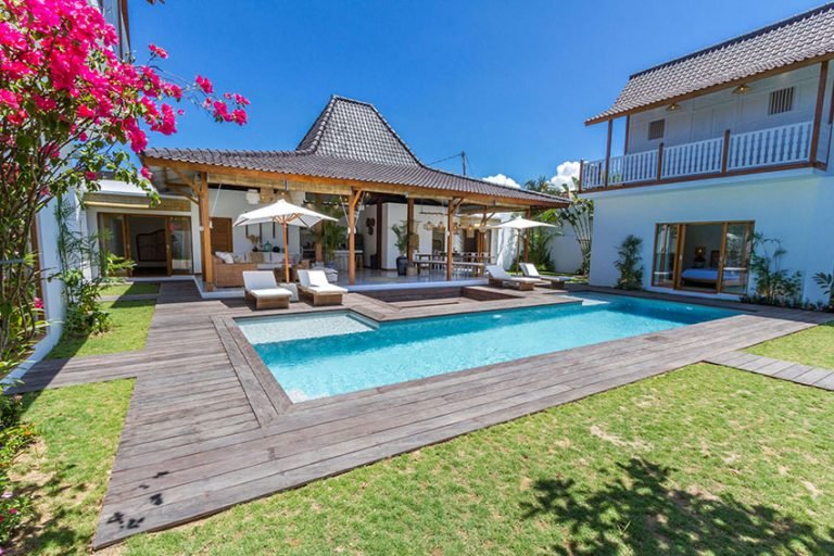 Sewa villa private pool di Bali - Spacious 6-Bedroom Villa in Prime Seminyak Location | Walk to Beach, Restaurants & Shops – BVI31665