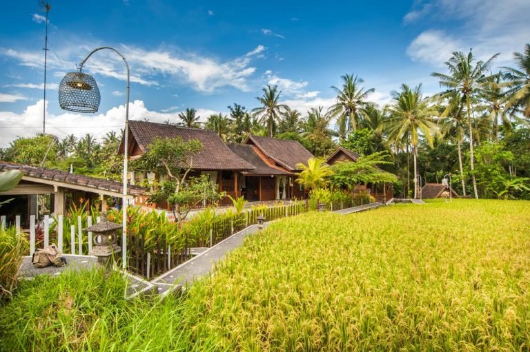 Sewa villa private pool di Bali - Stylish 4-Bedroom Villa with Pool & Garden Retreat in Ubud – BVI31625