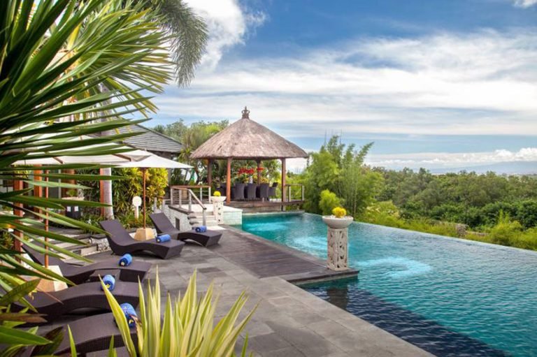 Sewa villa private pool di Bali - Panoramic Ocean Views & Privacy: 10-Bedroom Boutique Villa in Jimbaran – BVI32489