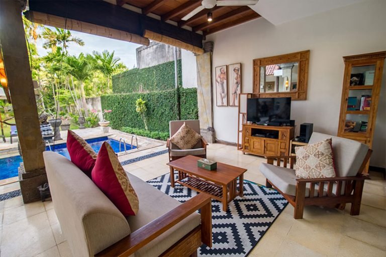 Sewa villa private pool di Bali - Elegant 3 One-Bedroom Villas in Batu Belig — Perfect for Families & Friends – BVI33559