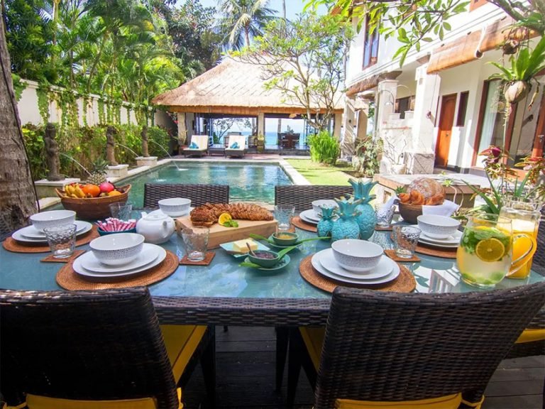 Sewa villa private pool di Bali - 5-Bedroom Superb Beachfront Villa in East Bali – Private Pool, Snorkeling & Chef’s Kitchen – BVI137622
