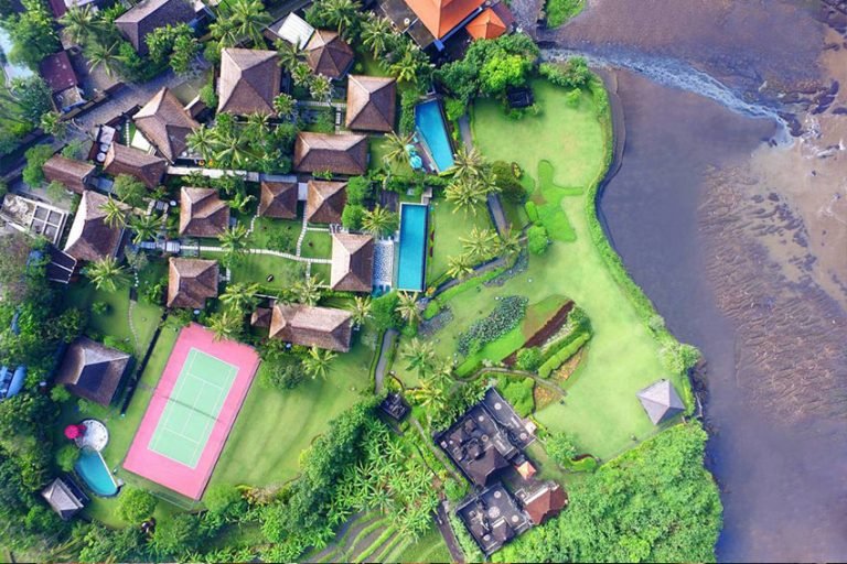 Sewa villa private pool di Bali - Beachfront 6-Bedroom Private Villa in Canggu – Your Ultimate Luxury Sanctuary – BVI35397