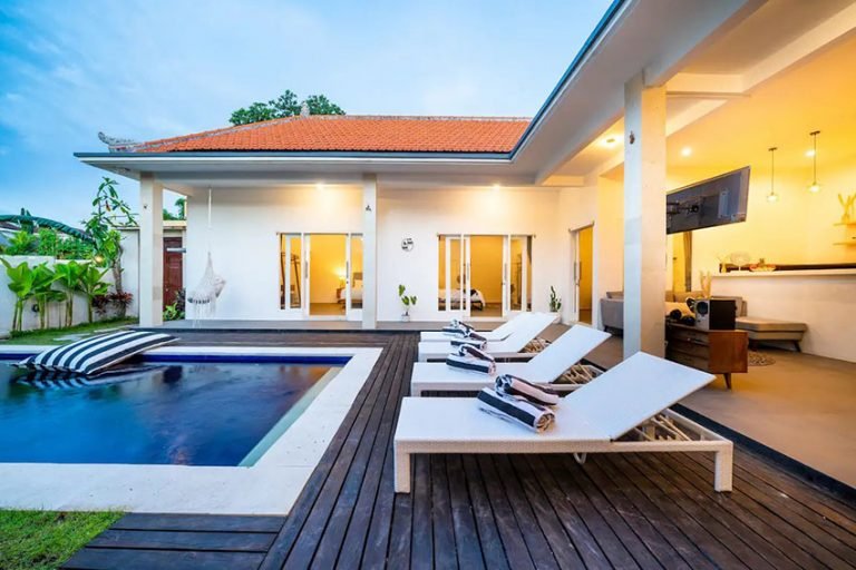 Sewa villa private pool di Bali - Stylish 5-Bedroom Private Villa Near Batu Bolong Beach, Canggu – BVI36182