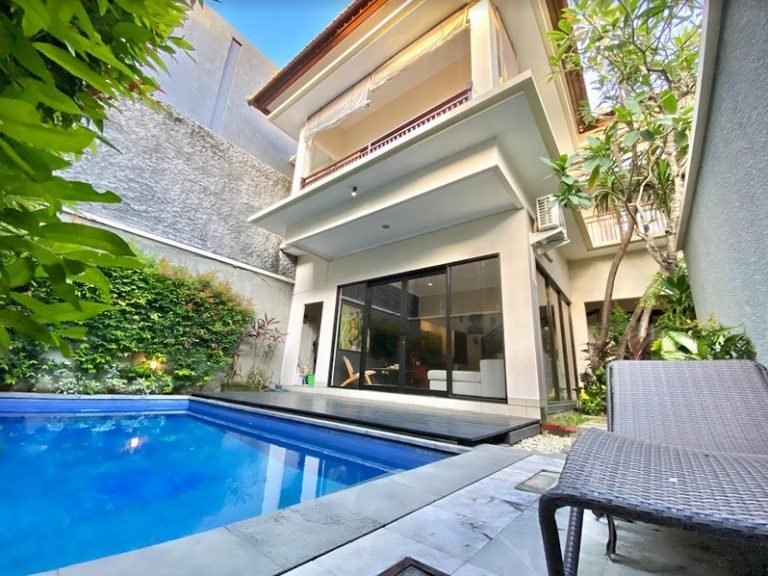 Sewa villa private pool di Bali - 3 Bedroom Private Villa in Petitenget, Seminyak — Your Stylish Tropical Retreat Awaits! – BVI37042