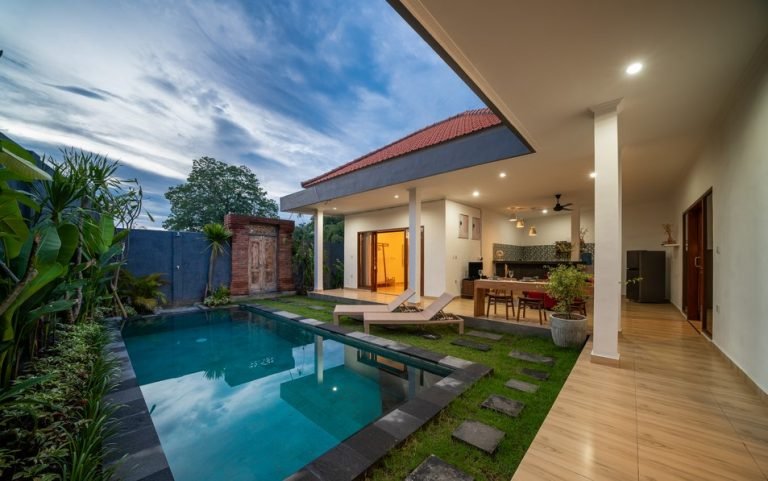 Sewa villa private pool di Bali - 3 Bedroom Private Villa in Canggu: Tranquil Oasis Near Batu Bolong Beach – BVI37164