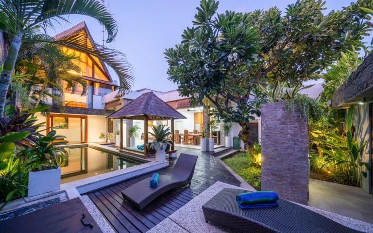 Sewa villa private pool di Bali - 3 Bedroom Villa in Seminyak: Modern Comfort in Prime Location – BVI37262