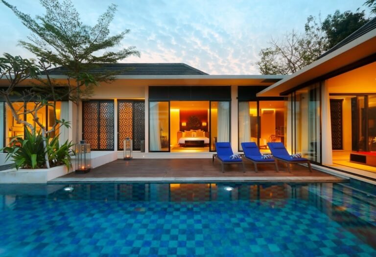Sewa villa private pool di Bali - Luxurious 3-Bedroom Villa in Nusa Dua — Tropical Elegance Surrounded by 5-Star Resorts – BVI37969