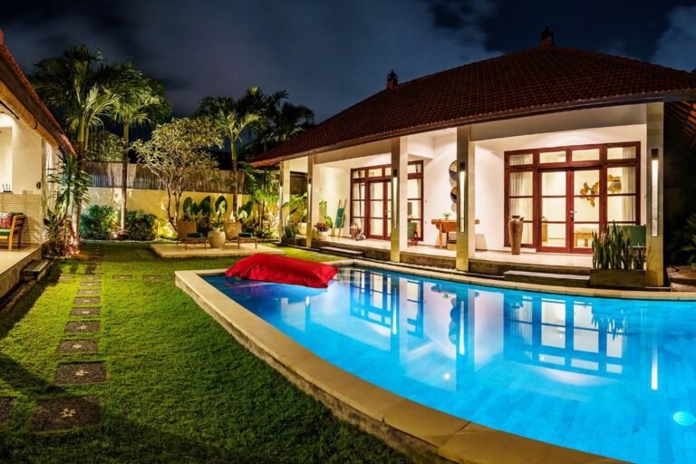 Sewa villa private pool di Bali - 2-Bedroom Villa in Central Seminyak – Private Pool, Walk to Everything – BVI41301