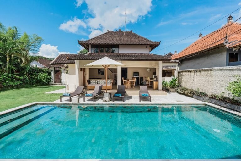 Sewa villa private pool di Bali - Spacious 5-Bedroom Villa in Central Seminyak – Perfect for Families & Groups – BVI41322