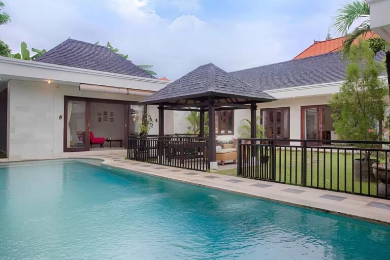 Sewa villa private pool di Bali - 5-Bedroom Private Villa in Canggu – Spacious Hideaway Near Berawa’s Best Spots – BVI42142