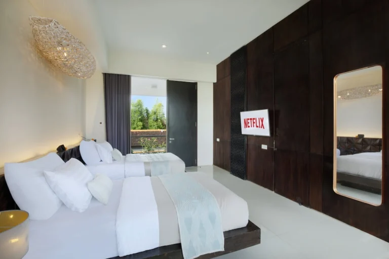 Sewa villa private pool di Bali - Seminyak Suite Twin with Shared Pool – Stylish Stay Between Seminyak & Canggu – BVI42282