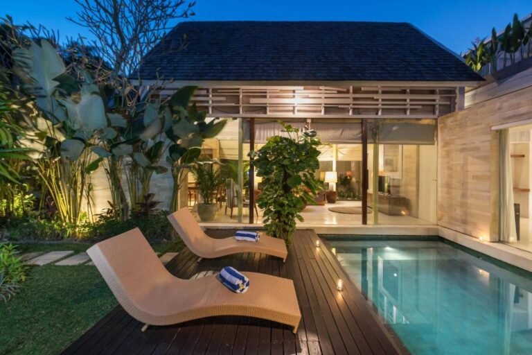 Sewa villa private pool di Bali - 3-Bedroom Private Villa in Canggu – Walk to the Beach, Stay in Style – BVI42478