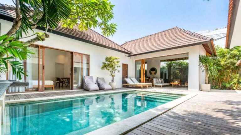 Sewa villa private pool di Bali - Cozy 3BR Villa with Pool in the Heart of Seminyak – Walk to Cafés & Beach – BVI42599
