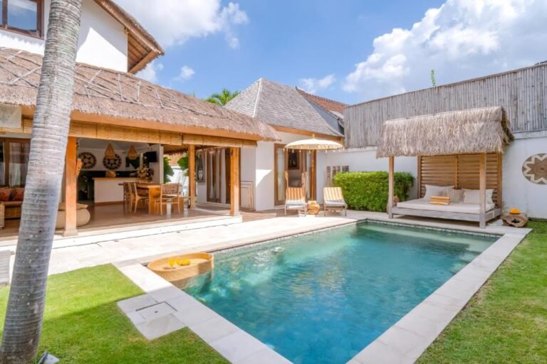 Sewa villa private pool di Bali - Tropical Charm in the Heart of Seminyak – 3BR Private Villa, Steps from the Beach – BVI42644