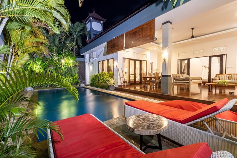 Sewa villa private pool di Bali - Renovated 3-Bedroom Villa – Central Location Near Beach, Shops & Restaurants – BVI41729