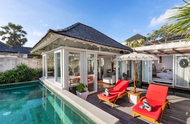 Sewa villa private pool di Bali - Romantic 1BR Beachfront Villa – Infinity Pool & Sunset Views Near Seminyak – BVI43261