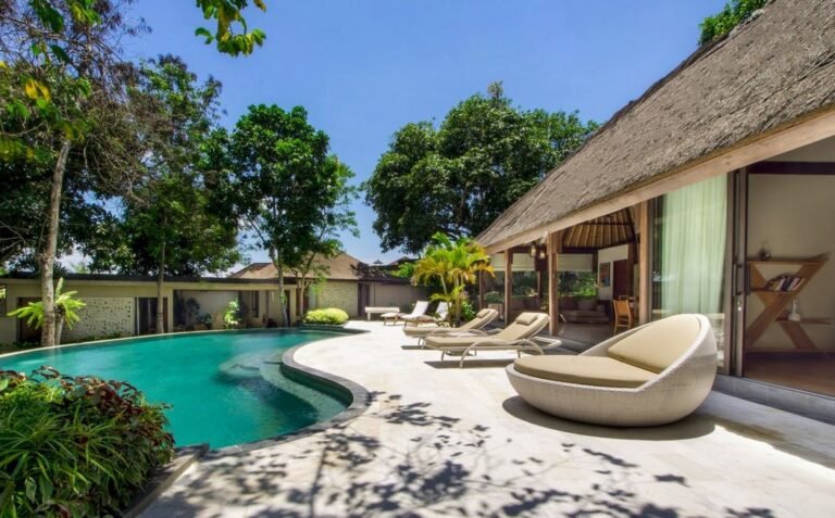 Sewa villa private pool di Bali - 3BR Tropical Oasis Villa in Uluwatu – Lagoon Pool, Luxe Interiors & Steps from Bali’s Best Beaches – BVI43524