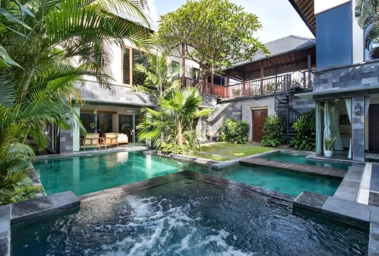 Sewa villa private pool di Bali - Villa Seminyak BVI43858 – Tranquil 3 & 4-Bedroom Nature Retreat in the Heart of Seminyak