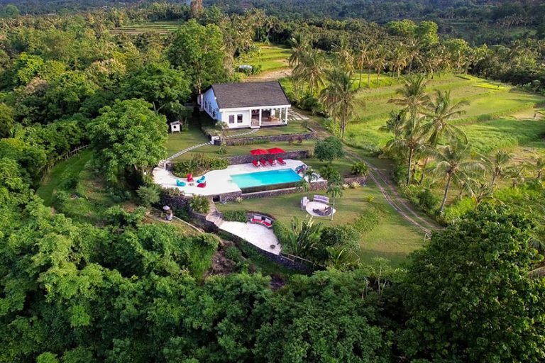 Sewa villa private pool di Bali - Villa Lovina BVI43300 – Secluded 3-Bedroom Villa with Private Pool and Valley Views in Lovina