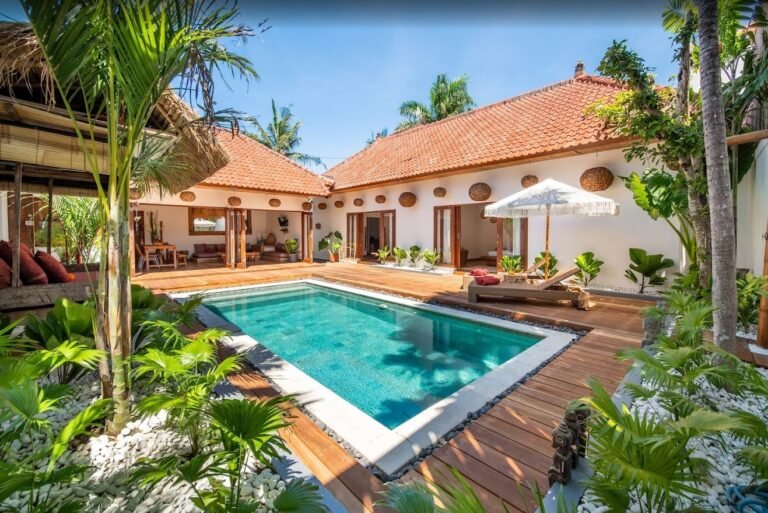 Sewa villa private pool di Bali - Villa Seminyak BVI45058 – Central Location, Tropical Charm, 1 & 2 Bedrooms