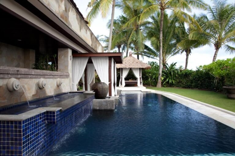 Sewa villa private pool di Bali - Oceanfront 5-Bedroom Luxury Villa with 2 Pools & Panoramic Sunset Views – Tanah Lot – BVI45957