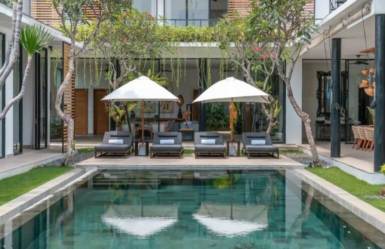 Sewa villa private pool di Bali - Chic 4-Bedroom Designer Villa with 15m Pool in Canggu – BVI47607