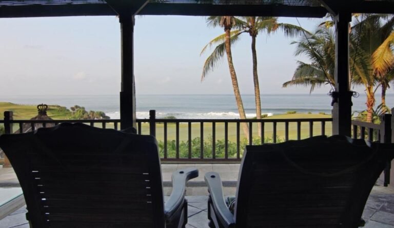 Sewa villa private pool di Bali - Oceanview 4-Bedroom Villa – Tranquil Getaway in Tanah Lot –  BVI47934