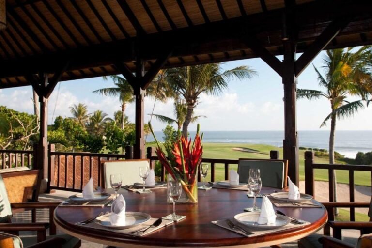 Sewa villa private pool di Bali - Oceanside 3-Bedroom Villa with Panoramic Sunset Views – Near Tanah Lot – BVI47959