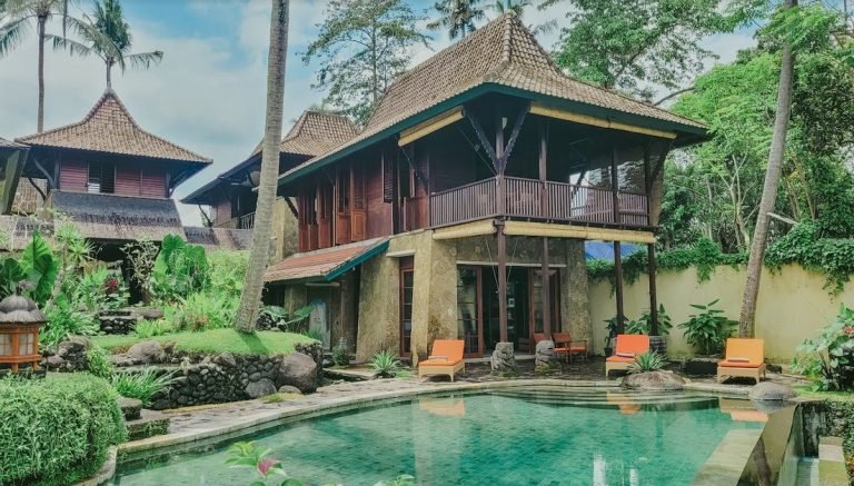 Sewa villa private pool di Bali - 4 Bedroom Ubud Villa – A Serene Escape Amidst Nature –  BVI48141