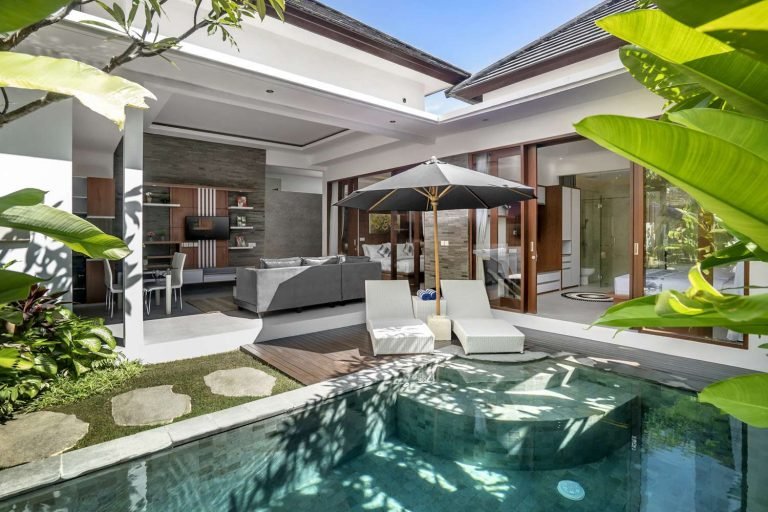 Sewa villa private pool di Bali - Villa Seminyak BVI48409: 3-Bedroom Family-Friendly Villa with Private Pool
