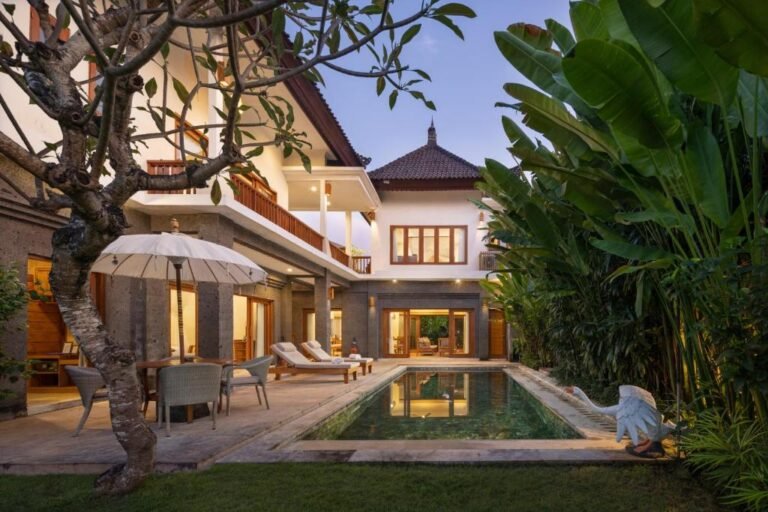 Sewa villa private pool di Bali - Spacious 7-Bedroom Private Villas – Tropical Oasis Near Bali’s Famous Surf Beaches – BVI48860