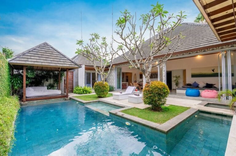 Sewa villa private pool di Bali - Villa Seminyak – 4-Bedroom Private Luxury Escape in Prime Seminyak – BVI49134