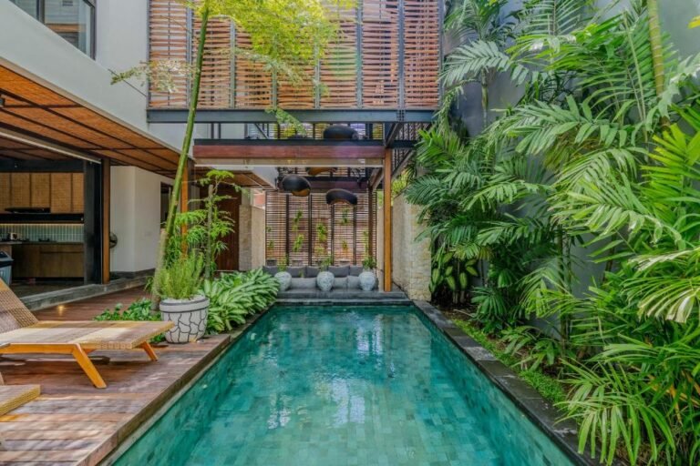 Sewa villa private pool di Bali - Modern Luxury Villa in Canggu – 5 Ensuite Bedrooms, Ideal for Families – BVI49631