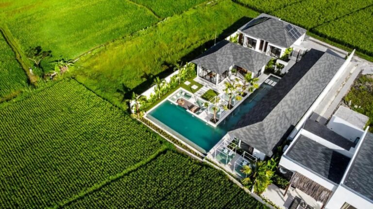 Sewa villa private pool di Bali - Modern 5-Bedroom Villa with Panoramic Rice Field Views in Ubud – BVI50182
