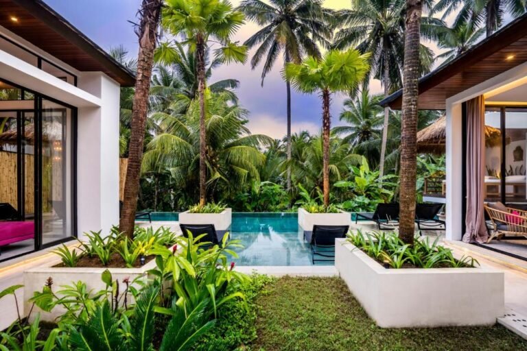 Sewa villa private pool di Bali - 5BR Ubud Jungle Villa Infinity Pool, Rice Field Views & Massage Deck –  BVI50588