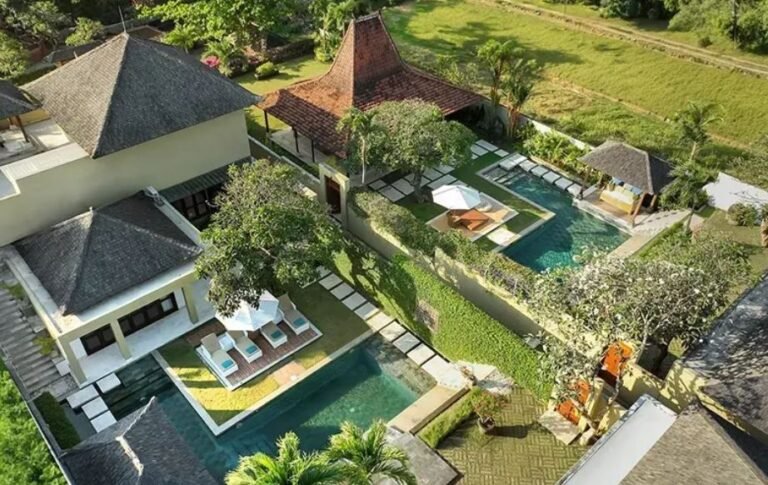 Sewa villa private pool di Bali - Villa Canggu BVI52026 – Vibrant 2-Bedroom Villas in Batu Megong