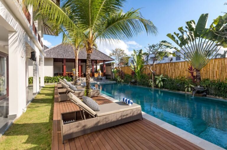 Sewa villa private pool di Bali - Villa Canggu BVI52094 – Villa Modern 4 Kamar Luas di Canggu