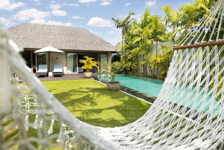 Sewa villa private pool di Bali - Villa Modern 3 Kamar Tidur dengan Kolam Renang di Umalas – BVI53155
