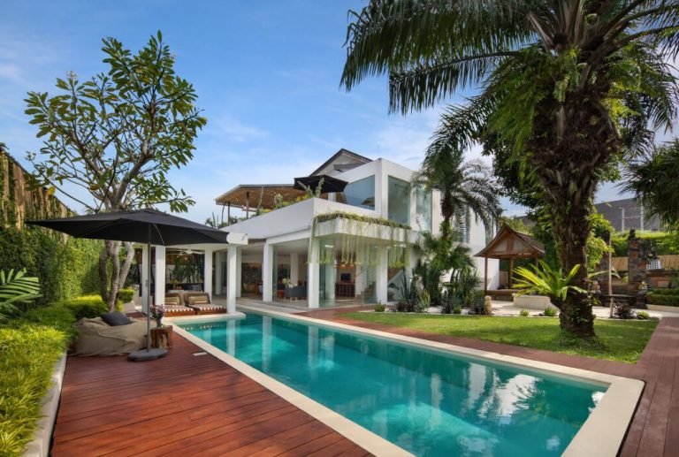 Sewa villa private pool di Bali - Villa Canggu 6–7 Kamar Dekat Batu Bolong Beach – BVI53222