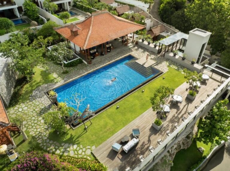 Sewa villa private pool di Bali - Villa 10BR Luxury Cliffside Estate di Jimbaran – The Essence of Luxury – BVI54166