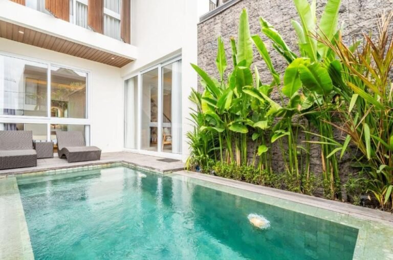 Sewa villa private pool di Bali - Luxury 4BR Modern Villa dengan Private Pool di Canggu – BVI54968