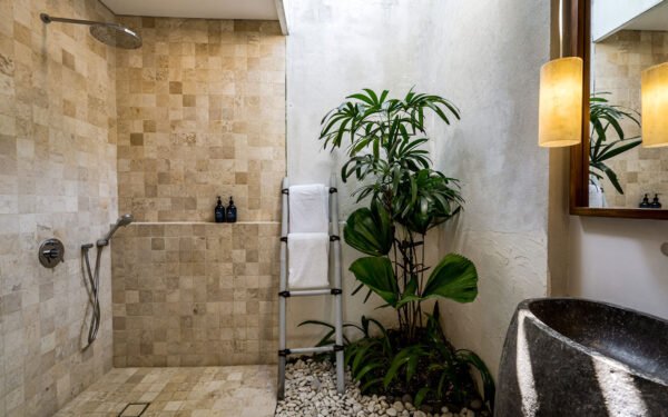 A Luxurious 3-Bedroom Retreat in Canggu, Bali - BVI56035