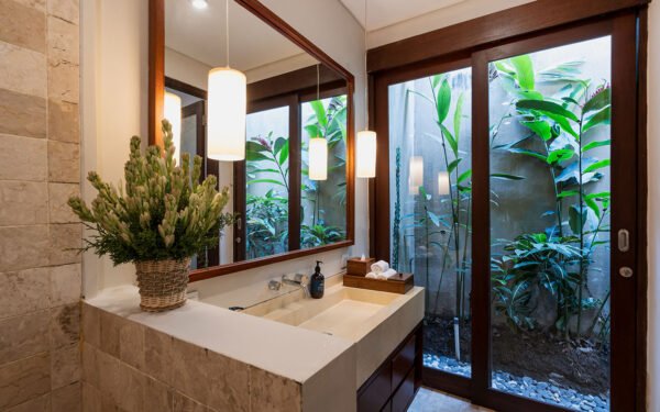 A Luxurious 3-Bedroom Villa in Canggu Bali - BVI56004