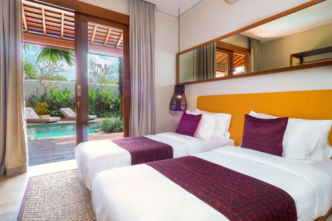Retret Tropis Modern 2 Kamar Tidur nan Menenangkan di Canggu – BVI55079